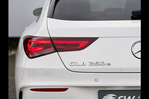 Mercedes-Benz CLA-Klasse Shooting Brake 250 e AMG-Line Edition | LED Matrix | 19 inch | Camera | Night