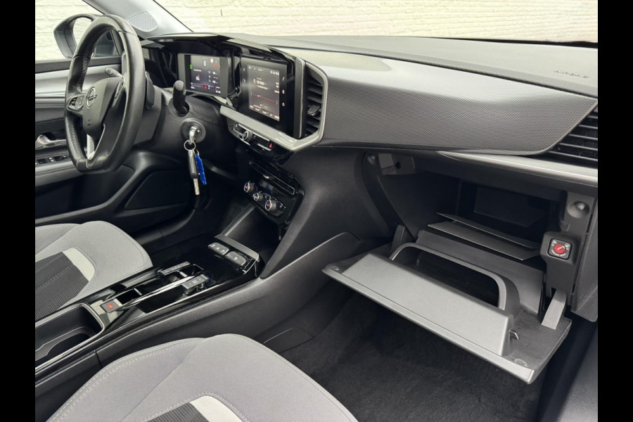 Opel Mokka 1.2 Turbo Elegance Cruise control Climate control Stoel- stuurverwarming Apple / Android Parkeersensoren plus camera