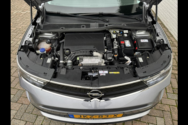 Opel Mokka 1.2 Turbo Elegance Cruise control Climate control Stoel- stuurverwarming Apple / Android Parkeersensoren plus camera