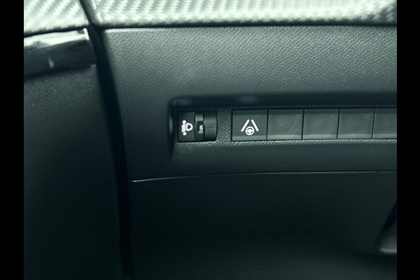 Peugeot 208 1.2 Hybrid 100PK Automaat Allure | Navigatie | Apple Carplay/Android Auto | Airco | Camera | Parkeer sensoren | Cruise Control | Led | Lichtmetalen Velgen