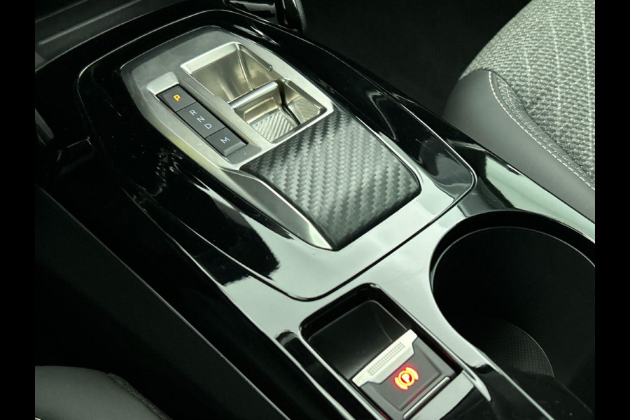 Peugeot 208 1.2 Hybrid 100PK Automaat Allure | Navigatie | Apple Carplay/Android Auto | Airco | Camera | Parkeer sensoren | Cruise Control | Led | Lichtmetalen Velgen