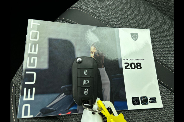 Peugeot 208 1.2 Hybrid 100PK Automaat Allure | Navigatie | Apple Carplay/Android Auto | Airco | Camera | Parkeer sensoren | Cruise Control | Led | Lichtmetalen Velgen