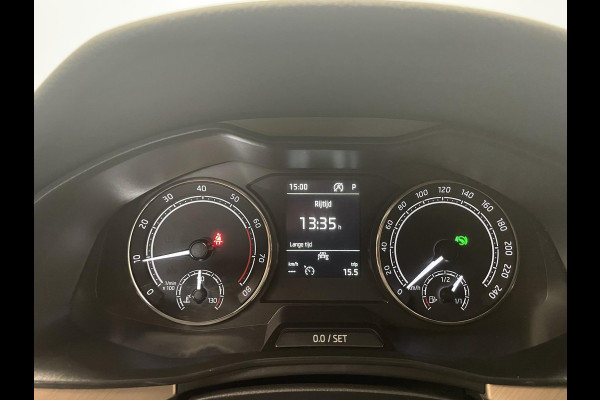 Škoda Kamiq 1.0 TSI 110pk DSG Style Navigatie Apple Carplay/Android Auto Climate Control Elektrisch bedienbare kofferbak Dab Extra Getint Glas