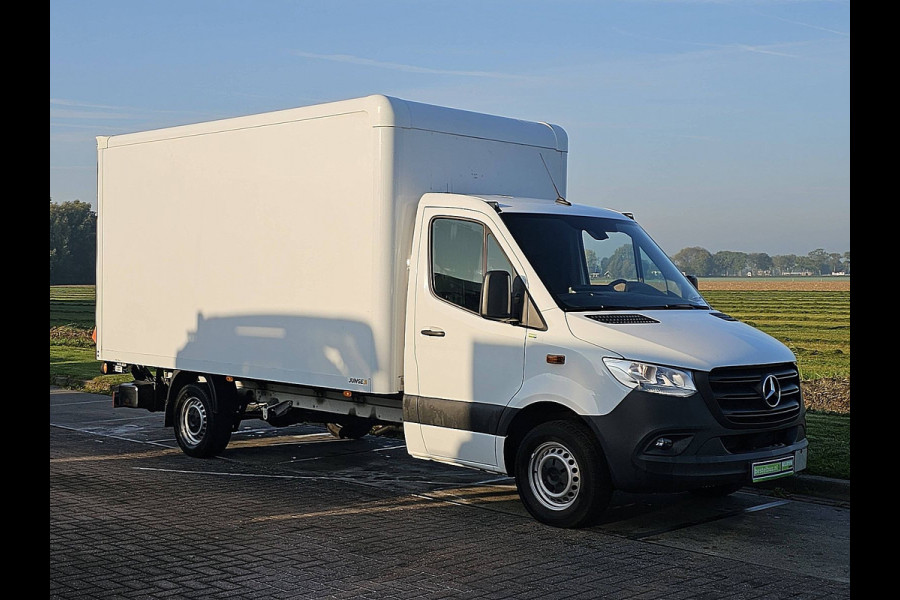Mercedes-Benz Sprinter 317 1.9 CDI L3 Bakwagen Laadklep Airco Camera Navi Mbux Euro6 170 PK!