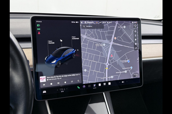Tesla Model 3 RWD SR+ 325PK Lmv 18" AutoPilot FSD 2.5 Leder PanoDak Adaptive-Cruise Lmv Camera's Elektr.-Stuur+Stoelen+Spiegels+Geheugen+Easy- Navi LED Comfortstoelen ACC DAB Voorverwarmen interieur via App Keyless via Telefoonsleutel One-Pedal-Drive Origineel Nederlandse auto tot 11kw laden thuis! 1.584kg licht! Keurige auto!! 1000kg trekvermogen