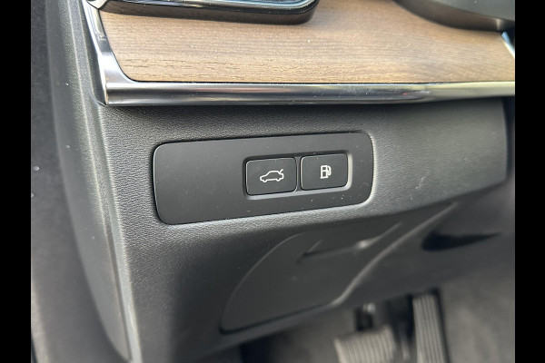 Volvo XC90 2.0 T8 Plug-in hybrid AWD Plus Dark 1000KM| VOL OPTIES!|FABRIEKSGARANTIE T/M 09-2027|  PANO| MEM. STOELEN| STOEL/ STUURVERW.| 360 CAMERA| DODE HOEK | ACHTERBANK VERWARMD|