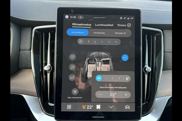 Volvo XC90 2.0 T8 Plug-in hybrid AWD Plus Dark 1000KM| VOL OPTIES!|FABRIEKSGARANTIE T/M 09-2027|  PANO| MEM. STOELEN| STOEL/ STUURVERW.| 360 CAMERA| DODE HOEK | ACHTERBANK VERWARMD|