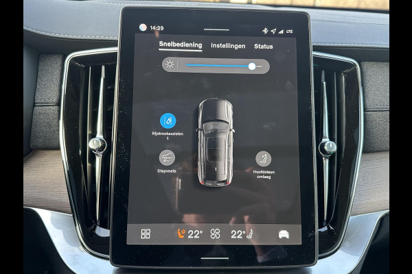 Volvo XC90 2.0 T8 Plug-in hybrid AWD Plus Dark 1000KM| VOL OPTIES!|FABRIEKSGARANTIE T/M 09-2027|  PANO| MEM. STOELEN| STOEL/ STUURVERW.| 360 CAMERA| DODE HOEK | ACHTERBANK VERWARMD|