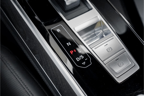 Audi A8 55 TFSI Quattro ProLine Plus B&O Matrix Schuifdak 4Wielsturing 20"