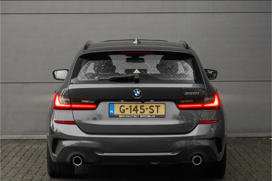 BMW 3 Serie Touring 330i M-Sport Pano Leder H/K Trekhaak 19"