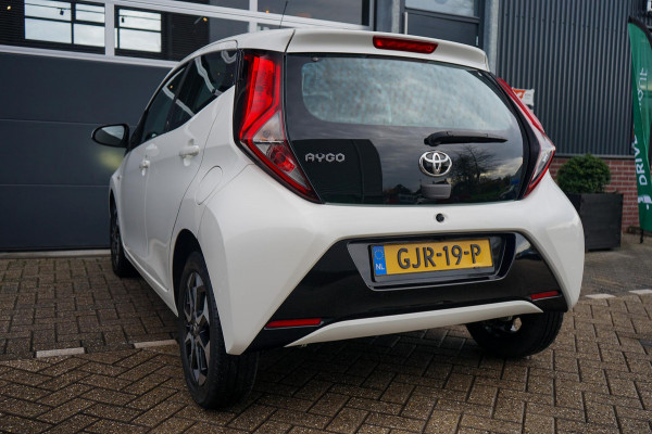 Toyota Aygo 1.0 VVT-i x-play