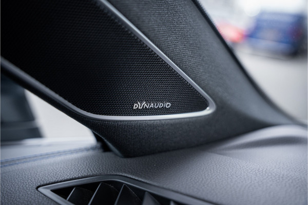 Volkswagen Touareg 3.0 TSi eHybrid 4MOTION R - Facelift | Panorama | Stoelkoeling & Massage | Luchtvering