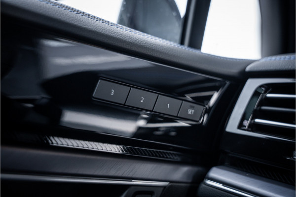Volkswagen Touareg 3.0 TSi eHybrid 4MOTION R - Facelift | Panorama | Stoelkoeling & Massage | Luchtvering