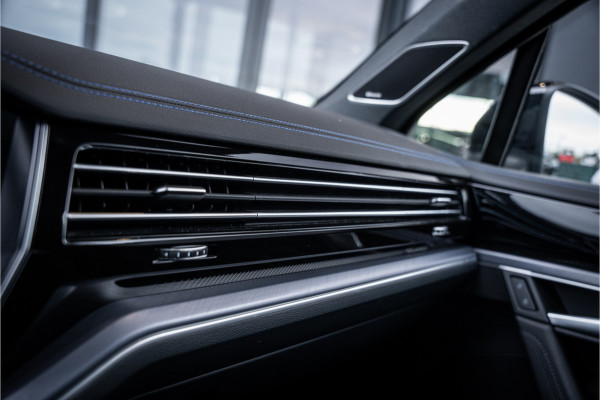 Volkswagen Touareg 3.0 TSi eHybrid 4MOTION R - Facelift | Panorama | Stoelkoeling & Massage | Luchtvering