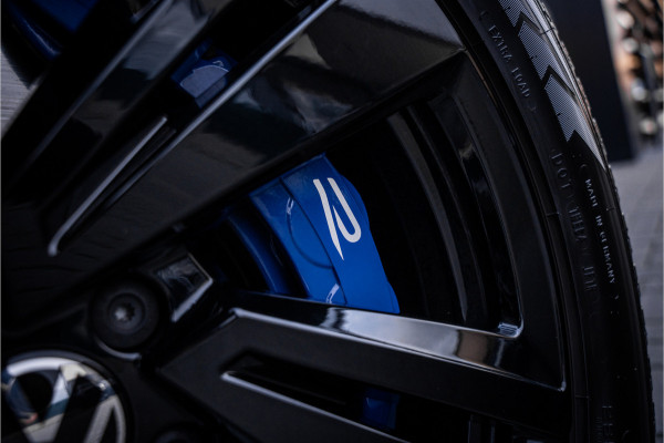 Volkswagen Touareg 3.0 TSi eHybrid 4MOTION R - Facelift | Panorama | Stoelkoeling & Massage | Luchtvering