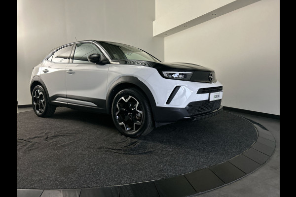 Opel Mokka Electric Ultimate 50 kWh Topstaat zeer sportieve Mokka! |   Multimedia | Navi Pro | Zwart dak en motorkap!