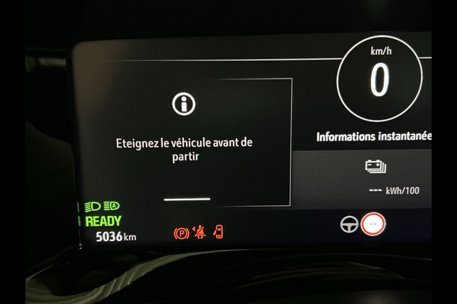 Opel Mokka Electric Ultimate 50 kWh Topstaat zeer sportieve Mokka! |   Multimedia | Navi Pro | Zwart dak en motorkap!