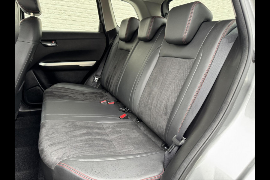 Suzuki Vitara 1.4 S Boosterjet Adaptive cruise Climate control Stoelverwarming Apple / Android Navigatie Achteruitrijcamera