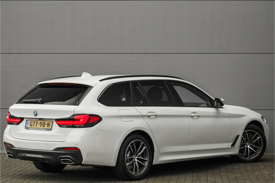 BMW 5 Serie Touring 530e Business Edition M-Sport Laser Trekhaak HUD