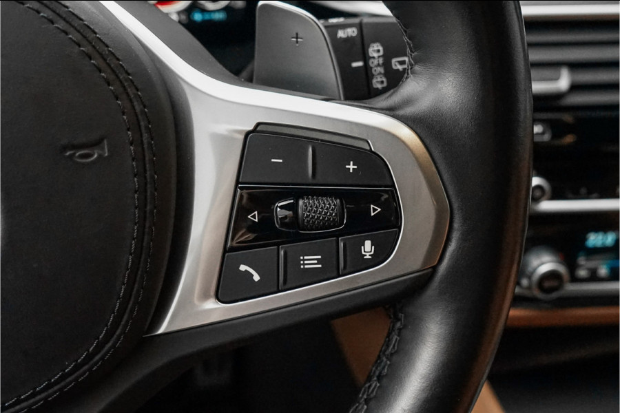 BMW 5 Serie Touring 530e Business Edition M-Sport Laser Trekhaak HUD