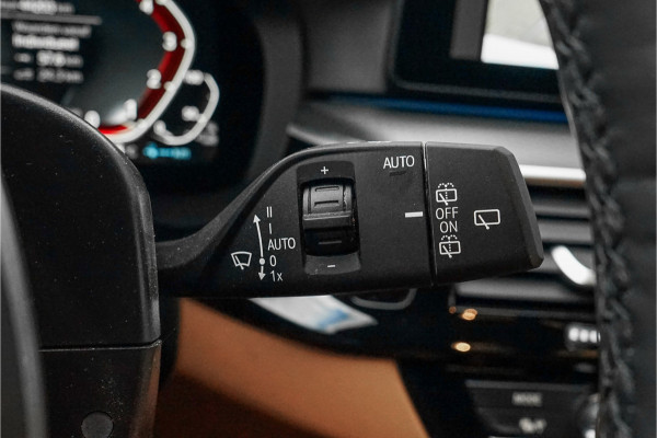 BMW 5 Serie Touring 530e Business Edition M-Sport Laser Trekhaak HUD