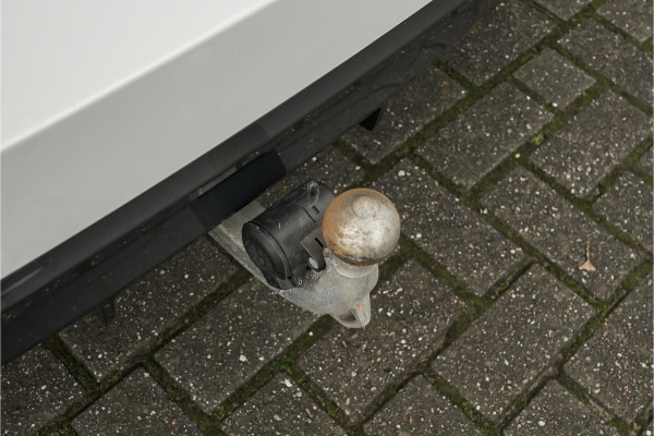 BMW 5 Serie Touring 530e Business Edition M-Sport Laser Trekhaak HUD