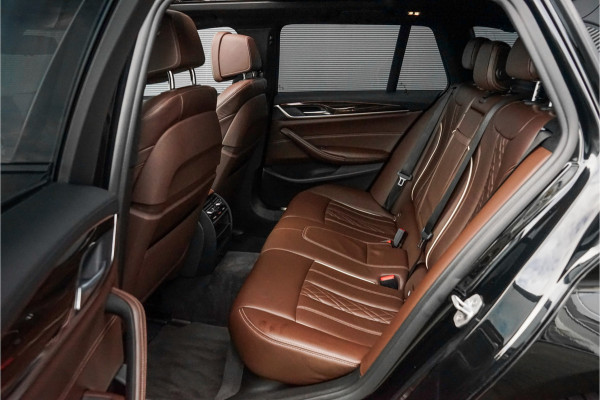 BMW 5 Serie Touring 530i High Ex M-Sport Pano HUD Camera Memory Seats