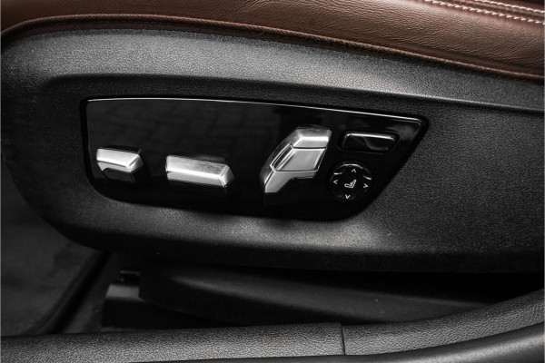 BMW 5 Serie Touring 530i High Ex M-Sport Pano HUD Camera Memory Seats