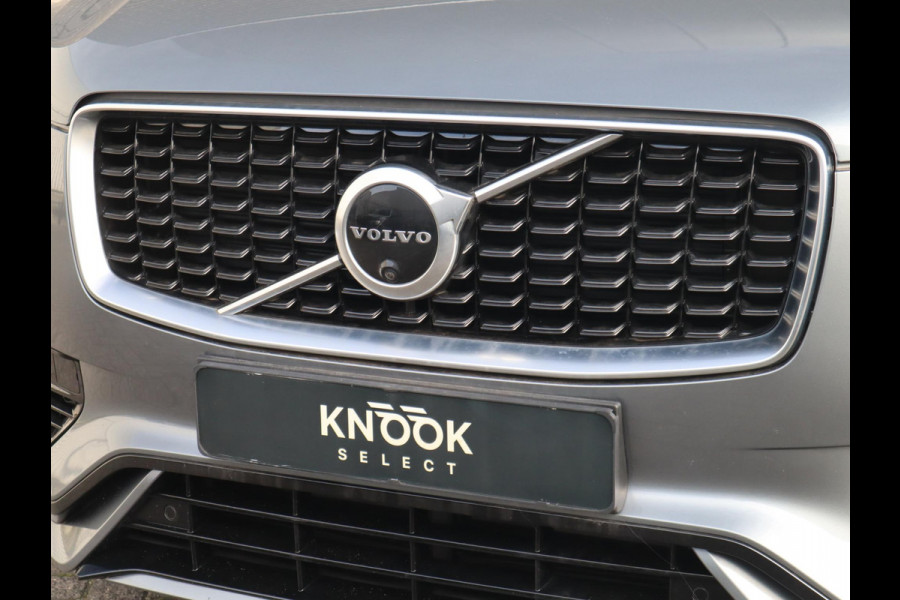 Volvo XC90 2.0 T8 Twin Engine AWD Inscription Automaat / 7 Persoons / Panoramadak / Harman Kardon / Comfortstoelen / Trekhaak / 20 Inch / Stoelverwarming / Achteruitrijcamera / LED / Elektrisch Verstelbare Stoelen