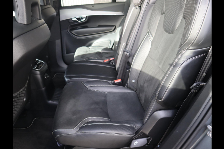 Volvo XC90 2.0 T8 Twin Engine AWD Inscription Automaat / 7 Persoons / Panoramadak / Harman Kardon / Comfortstoelen / Trekhaak / 20 Inch / Stoelverwarming / Achteruitrijcamera / LED / Elektrisch Verstelbare Stoelen