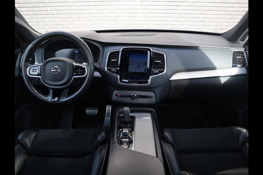 Volvo XC90 2.0 T8 Twin Engine AWD Inscription Automaat / 7 Persoons / Panoramadak / Harman Kardon / Comfortstoelen / Trekhaak / 20 Inch / Stoelverwarming / Achteruitrijcamera / LED / Elektrisch Verstelbare Stoelen