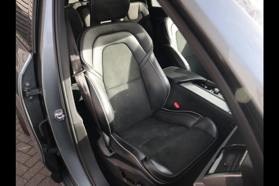 Volvo XC90 2.0 T8 Twin Engine AWD Inscription Automaat / 7 Persoons / Panoramadak / Harman Kardon / Comfortstoelen / Trekhaak / 20 Inch / Stoelverwarming / Achteruitrijcamera / LED / Elektrisch Verstelbare Stoelen