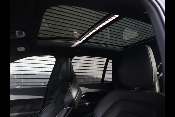 Volvo XC90 2.0 T8 Twin Engine AWD Inscription Automaat / 7 Persoons / Panoramadak / Harman Kardon / Comfortstoelen / Trekhaak / 20 Inch / Stoelverwarming / Achteruitrijcamera / LED / Elektrisch Verstelbare Stoelen