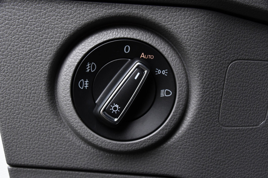 MAN TGE 35 2.0 L4H3 Black Edition Camera, Cruise, Carplay, LED, 177PK, Multimedia, Clima, Stoelverarming, Automaat, Uniek!