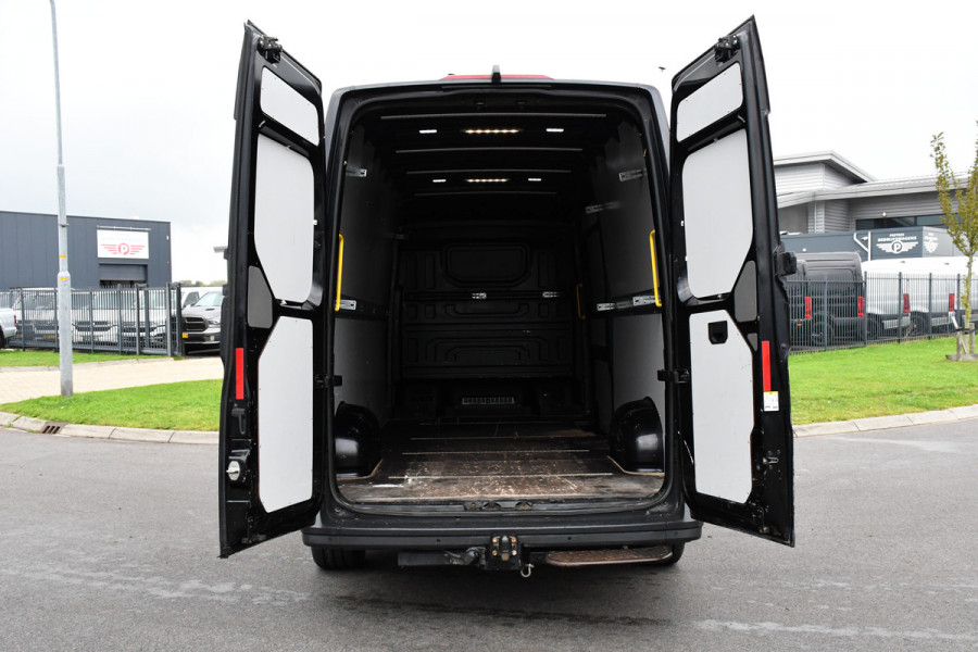 MAN TGE 35 2.0 L4H3 Black Edition Camera, Cruise, Carplay, LED, 177PK, Multimedia, Clima, Stoelverarming, Automaat, Uniek!