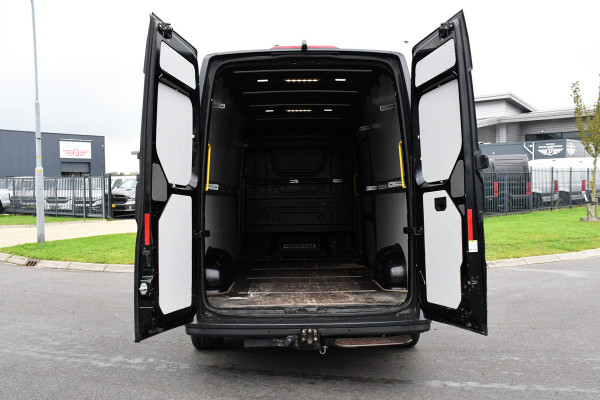 MAN TGE 35 2.0 L4H3 Black Edition Camera, Cruise, Carplay, LED, 177PK, Multimedia, Clima, Stoelverarming, Automaat, Uniek!