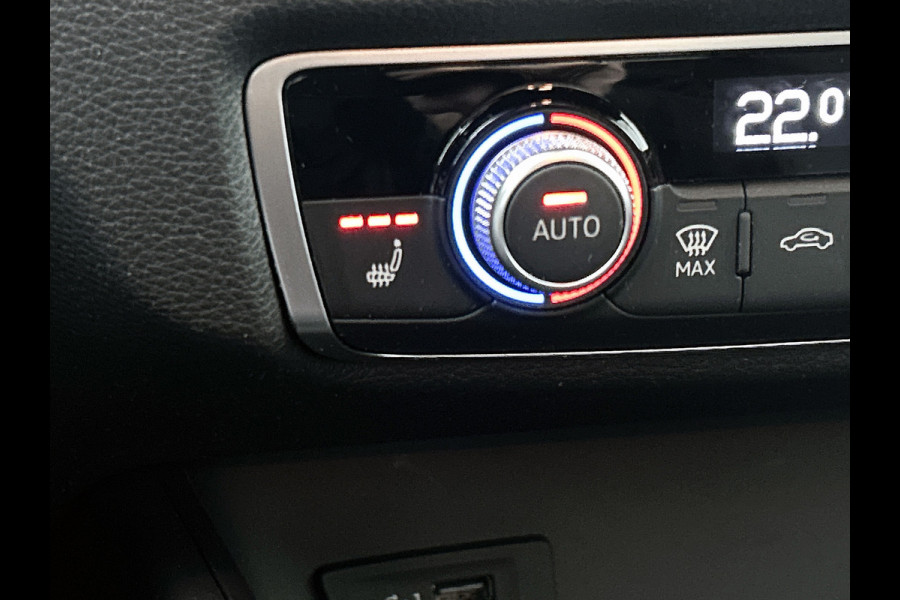 Audi A3 SPORTBACK 35 TFSI CoD S-Line (DIGITALE COCKPIT, STOELVERWARMING, LED, DEALER ONDERHOUDEN)