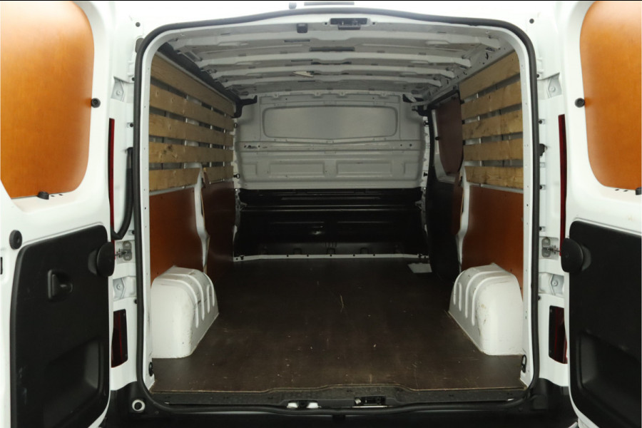 Renault Trafic 2.0 dCi 130 T30 L2H1 Luxe Excl. BTW Airco - Cruise Control - Bluetooth - Trekhaak - Parkeersensor Achter - Zijschuifdeur Rechts - 12 Maanden BOVAG Garantie