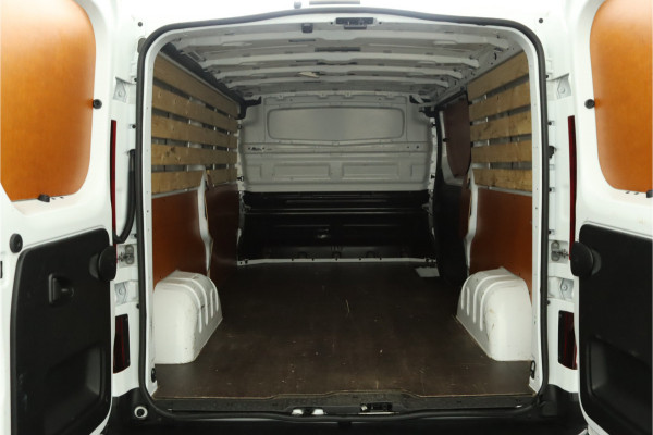 Renault Trafic 2.0 dCi 130 T30 L2H1 Luxe Excl. BTW Airco - Cruise Control - Bluetooth - Trekhaak - Parkeersensor Achter - Zijschuifdeur Rechts - 12 Maanden BOVAG Garantie