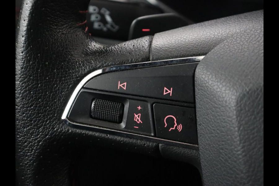 Seat Arona 1.0 TSI FR Intens | 87.800km NAP | Full LED | Virtual Cockpit | Beats Pack | Camera | Carplay | 18'' | Dodehoek detectie | Adaptive cruise | Parkeerhulp | Climate control | Navigatie | Keyless