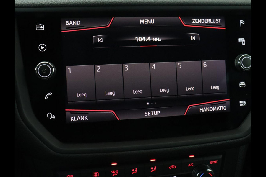 Seat Arona 1.0 TSI FR Intens | 87.800km NAP | Full LED | Virtual Cockpit | Beats Pack | Camera | Carplay | 18'' | Dodehoek detectie | Adaptive cruise | Parkeerhulp | Climate control | Navigatie | Keyless