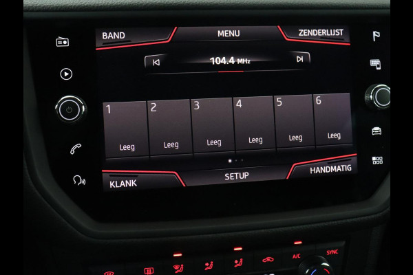 Seat Arona 1.0 TSI FR Intens | 87.800km NAP | Full LED | Virtual Cockpit | Beats Pack | Camera | Carplay | 18'' | Dodehoek detectie | Adaptive cruise | Parkeerhulp | Climate control | Navigatie | Keyless