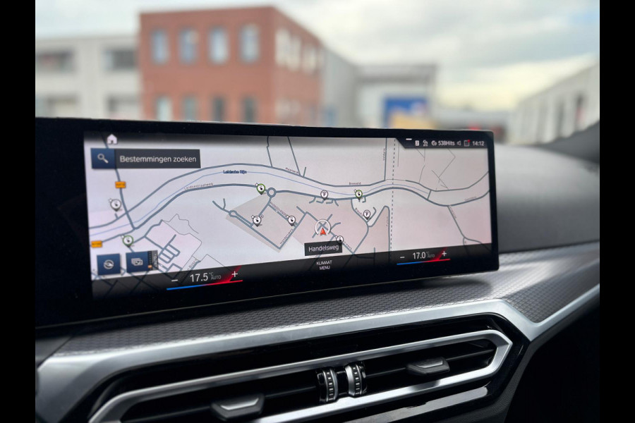 BMW 3 Serie Touring 320e Touring M-Sport PRO PHEV NAVIGATIE 360 CAMERA SPORT STOELEN HALF LEDEREN BEKLEDING BLACK STYLE