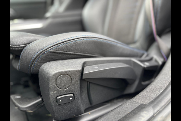 BMW 3 Serie Touring 320e Touring M-Sport PRO PHEV NAVIGATIE 360 CAMERA SPORT STOELEN HALF LEDEREN BEKLEDING BLACK STYLE