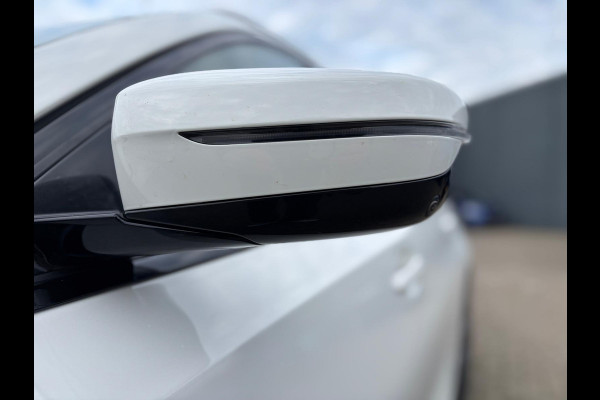 BMW 3 Serie Touring 320e Touring M-Sport PRO PHEV NAVIGATIE 360 CAMERA SPORT STOELEN HALF LEDEREN BEKLEDING BLACK STYLE