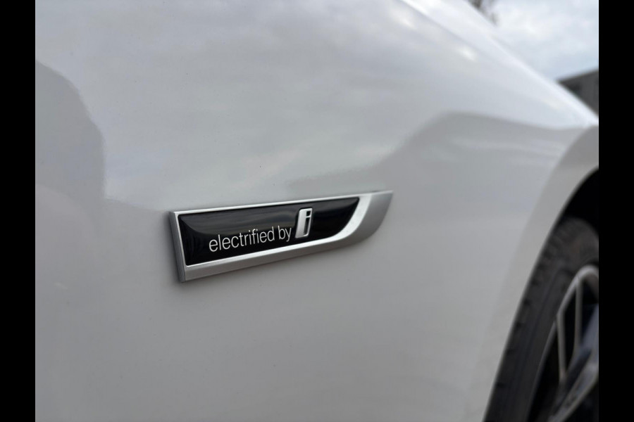 BMW 3 Serie Touring 320e Touring M-Sport PRO PHEV NAVIGATIE 360 CAMERA SPORT STOELEN HALF LEDEREN BEKLEDING BLACK STYLE