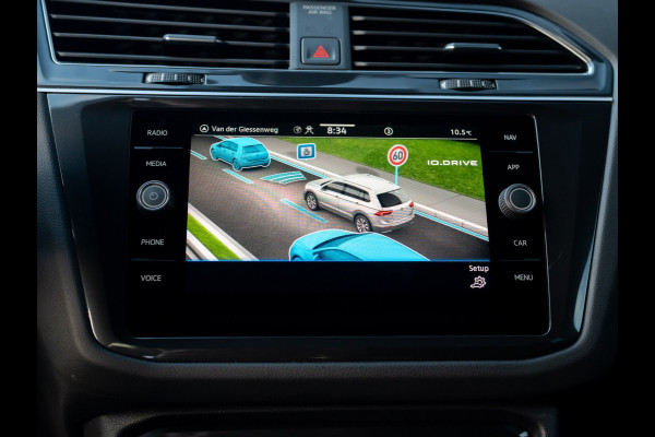 Volkswagen Tiguan 1.5 TSI R-Line Business+ | Side Assist | Keyless | 20'' | Camera | Elk. A-klep | IQ Light | Prijs Rijklaar!!