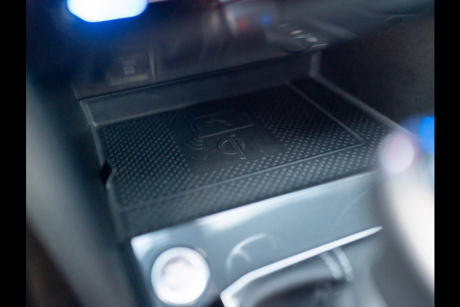 Volkswagen Tiguan 1.5 TSI R-Line Business+ | Side Assist | Keyless | 20'' | Camera | Elk. A-klep | IQ Light | Prijs Rijklaar!!