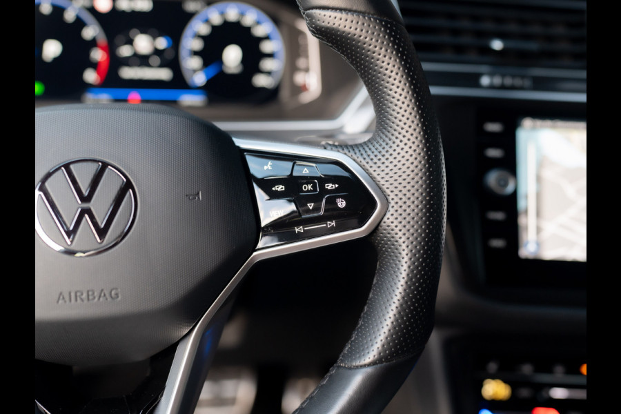 Volkswagen Tiguan 1.5 TSI R-Line Business+ | Side Assist | Keyless | 20'' | Camera | Elk. A-klep | IQ Light | Prijs Rijklaar!!