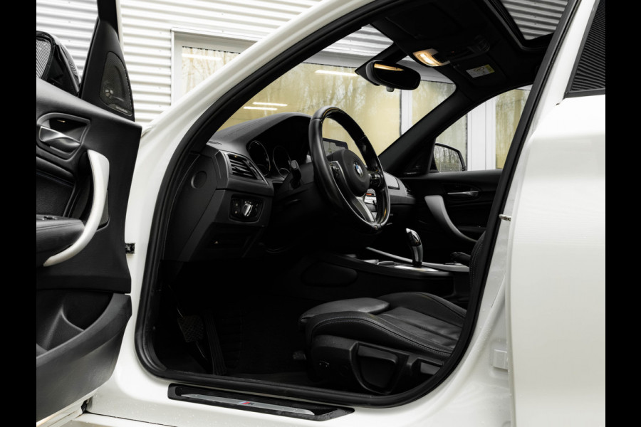 BMW 1-serie 118i M-Sport - Dak - Harman Kardon - ACC - Navi Prof - Shadow Edition
